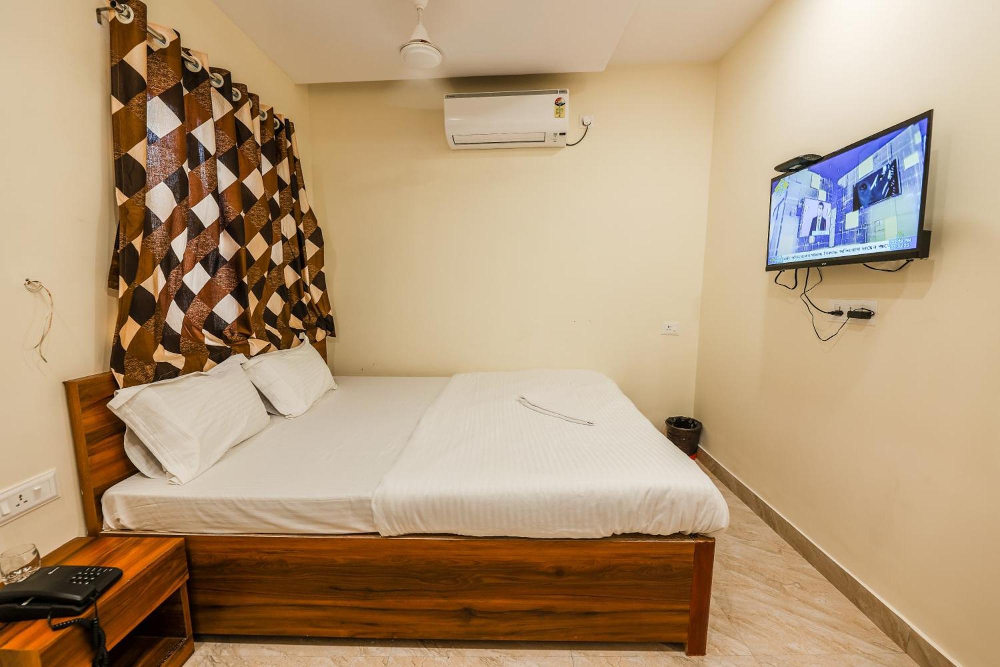 Hotel Holiday Express โกลกาตา ภายนอก รูปภาพ